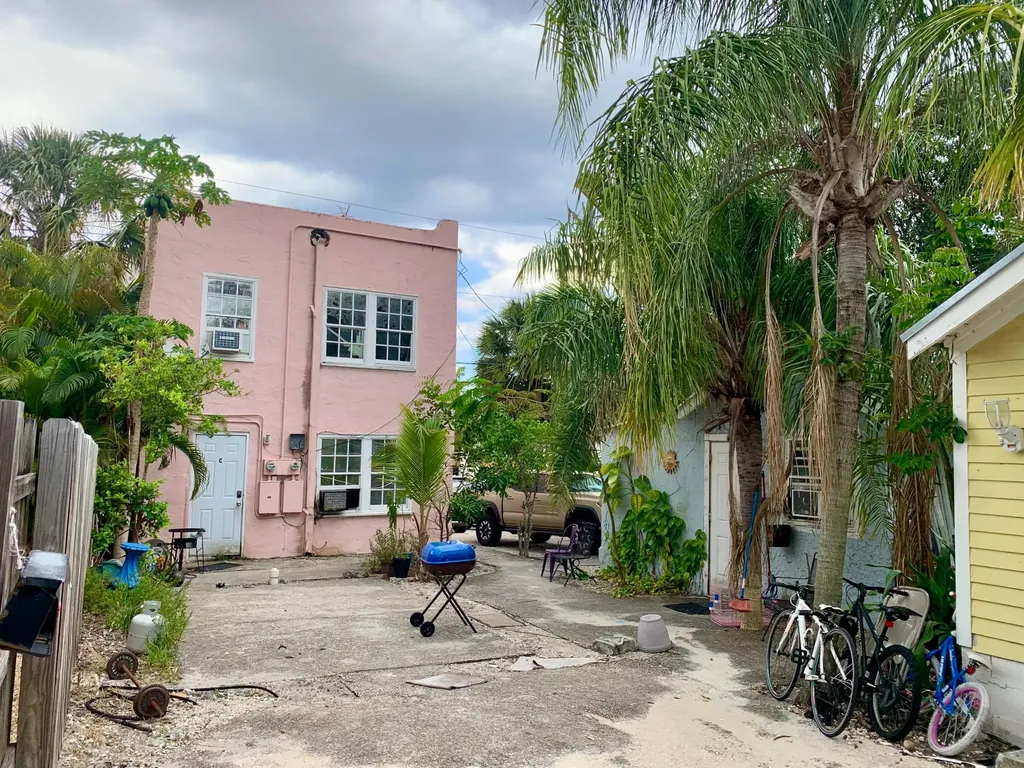 1310 Florida Avenue West Palm Beach FL 33401