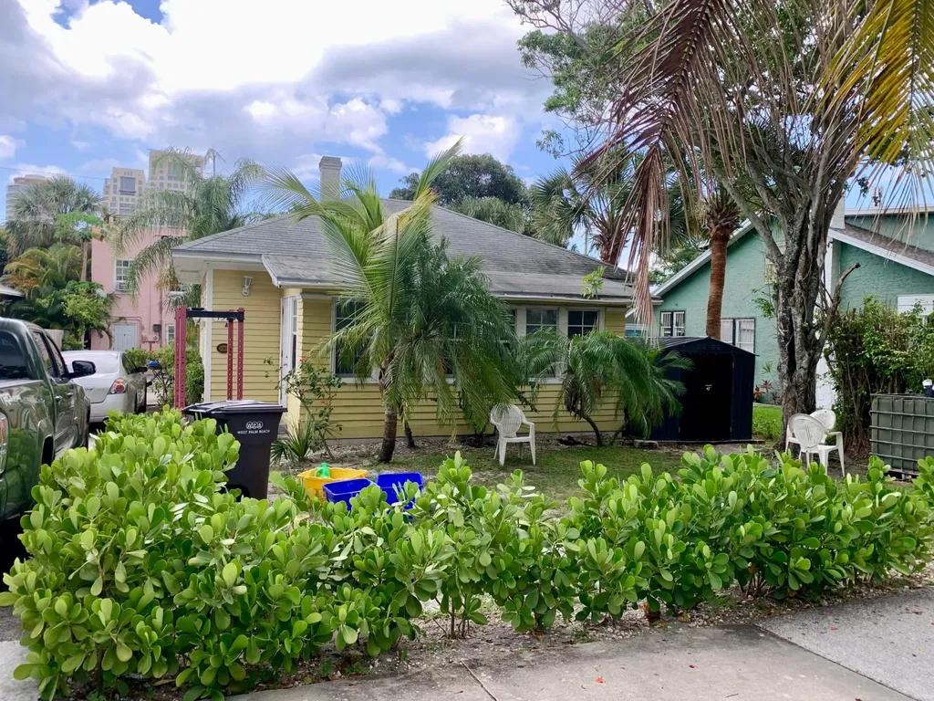 1310 Florida Avenue West Palm Beach FL 33401