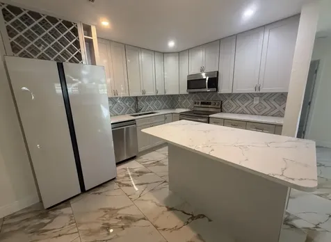 2122 NE 1st Court Boynton Beach FL 33435
