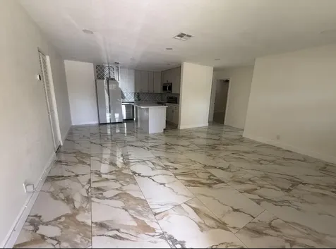 2122 NE 1st Court Boynton Beach FL 33435