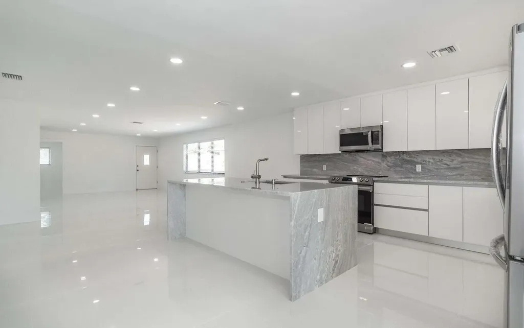 524 NW 53rd Street Boca Raton FL 33487