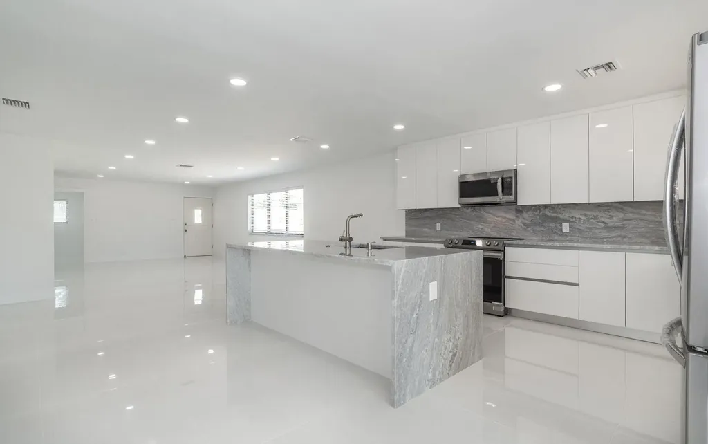 524 NW 53rd Street Boca Raton FL 33487