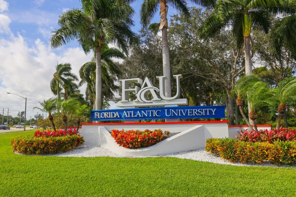 524 NW 53rd Street Boca Raton FL 33487
