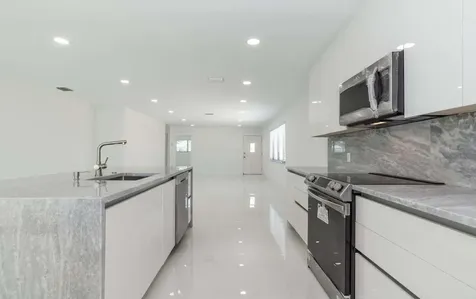 524 NW 53rd Street Boca Raton FL 33487