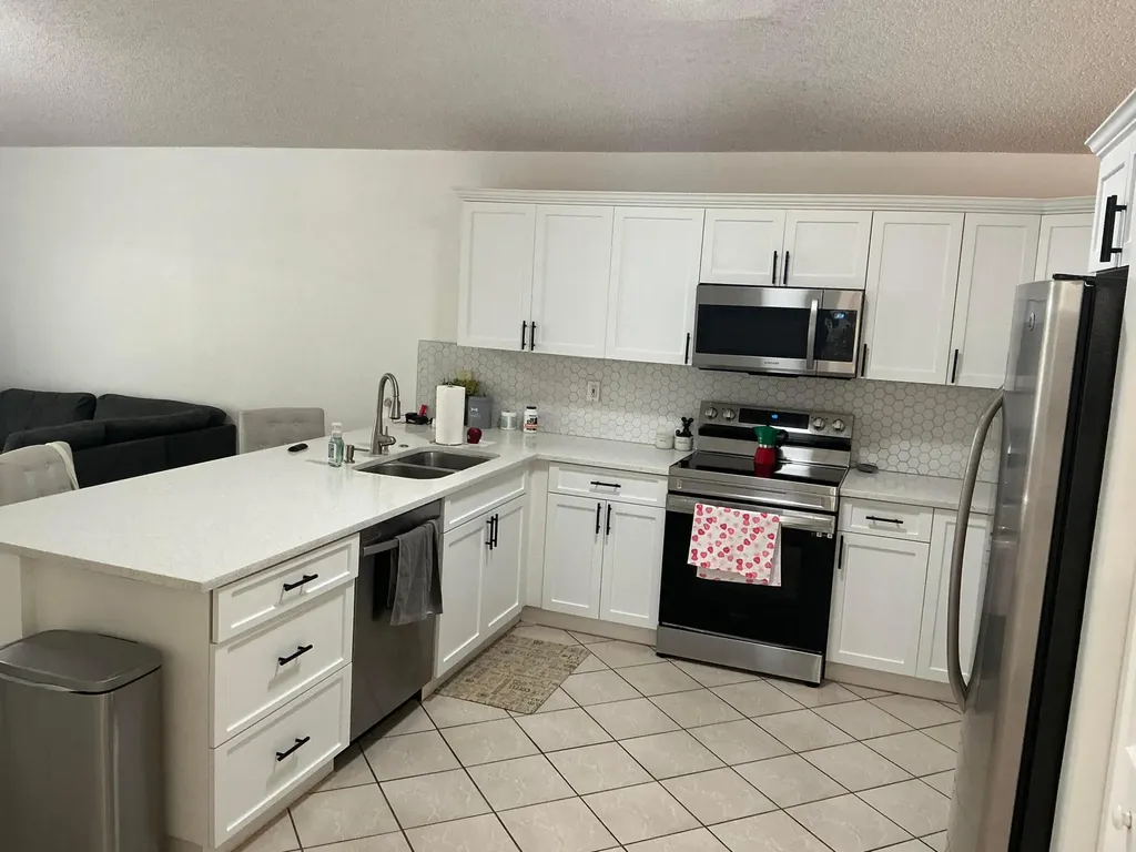8229 White Rock Circle Boynton Beach FL 33436