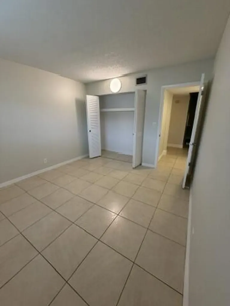 9338 SW 3rd Street Boca Raton FL 33428