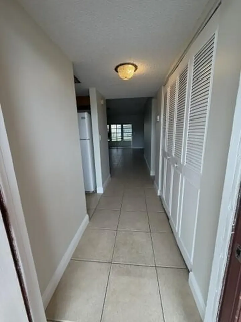 9338 SW 3rd Street Boca Raton FL 33428