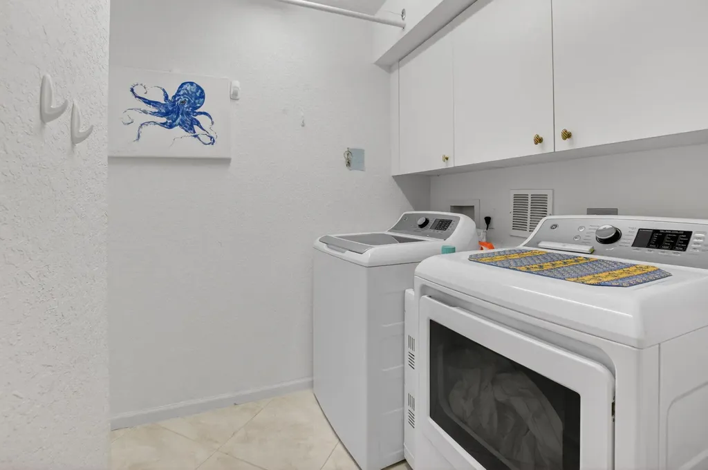 5217 Glenville Drive Boynton Beach FL 33437