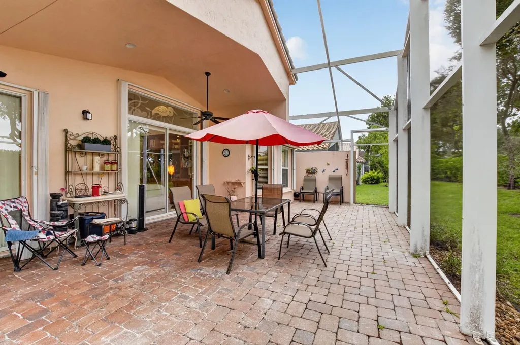 5217 Glenville Drive Boynton Beach FL 33437