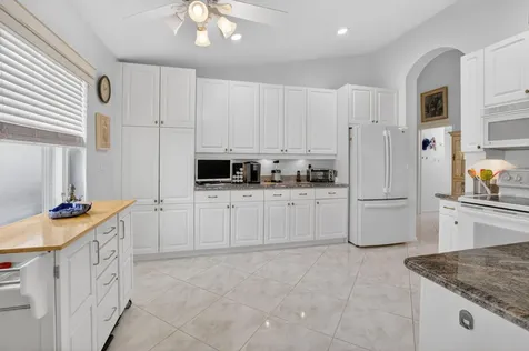 5217 Glenville Drive Boynton Beach FL 33437