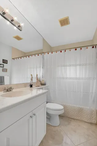 5217 Glenville Drive Boynton Beach FL 33437