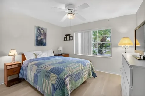 5217 Glenville Drive Boynton Beach FL 33437