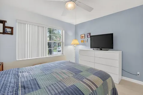 5217 Glenville Drive Boynton Beach FL 33437