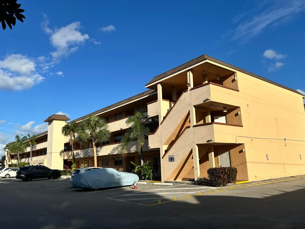 4500 N Federal Highway Lighthouse Point FL 33064