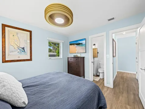 2421 NE 50th Street Lighthouse Point FL 33064