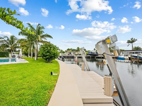 2421 NE 50th Street Lighthouse Point FL 33064