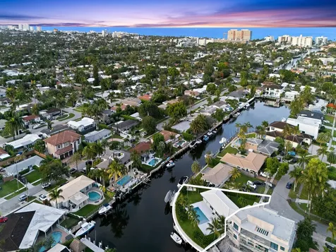2421 NE 50th Street Lighthouse Point FL 33064