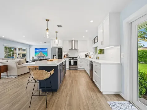 2421 NE 50th Street Lighthouse Point FL 33064