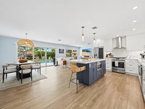 2421 NE 50th Street Lighthouse Point FL 33064