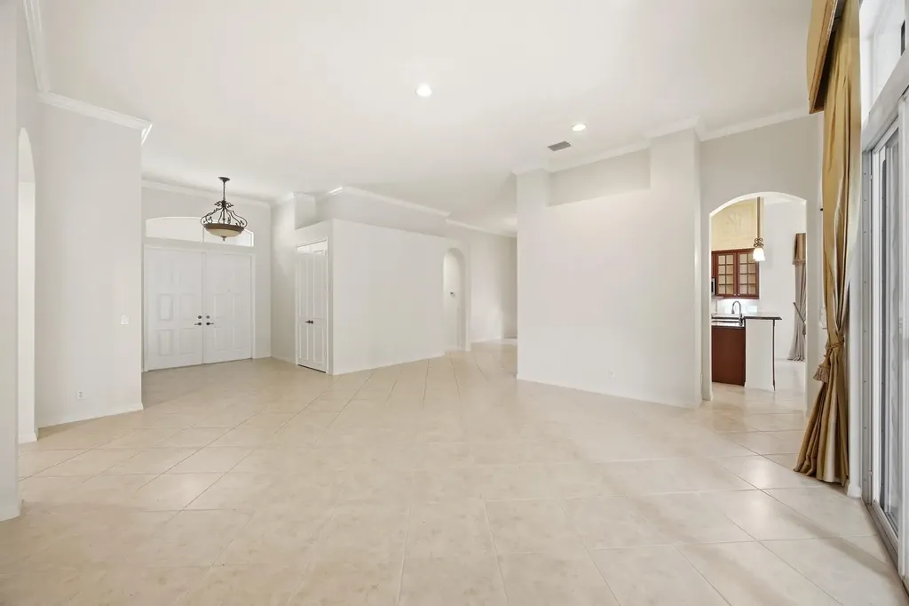 195 Sedona Way Palm Beach Gardens FL 33418