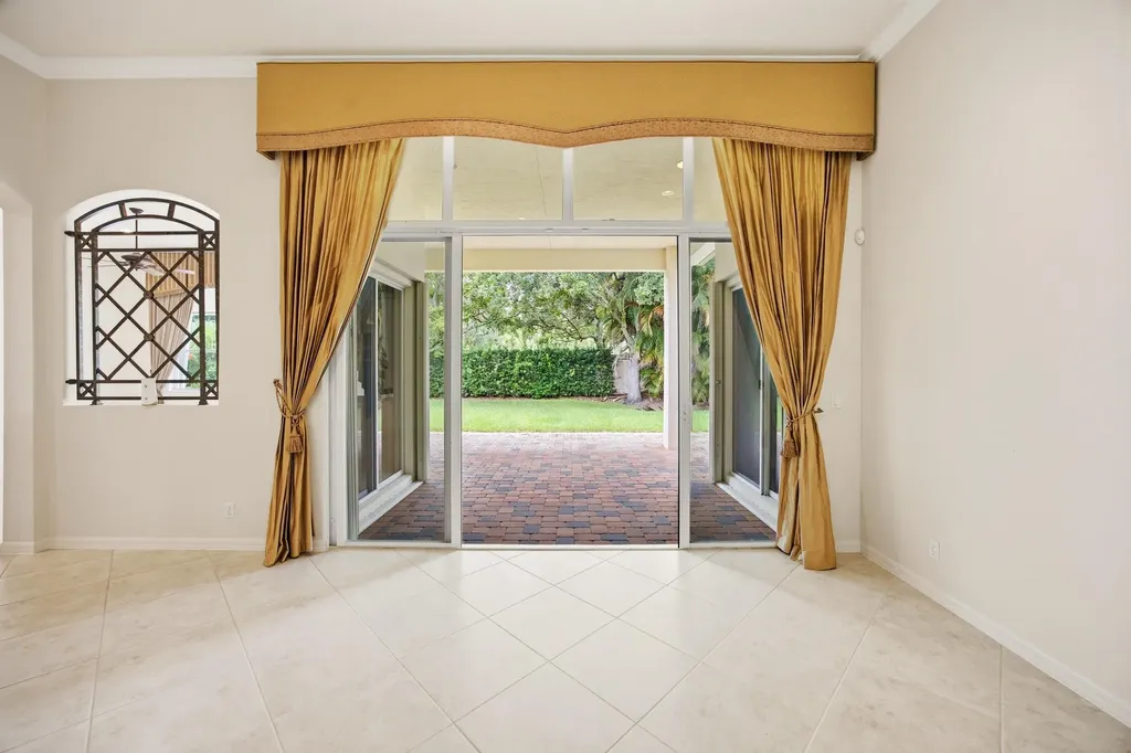195 Sedona Way Palm Beach Gardens FL 33418
