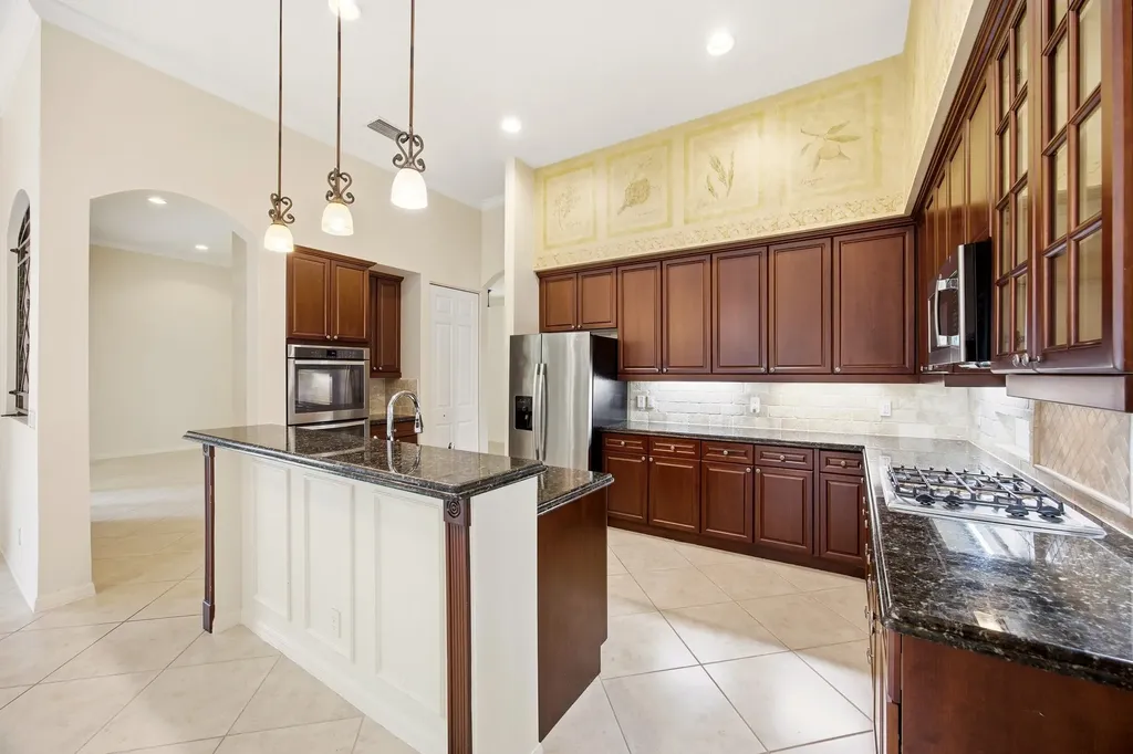 195 Sedona Way Palm Beach Gardens FL 33418