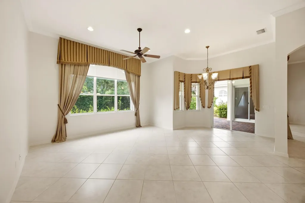 195 Sedona Way Palm Beach Gardens FL 33418