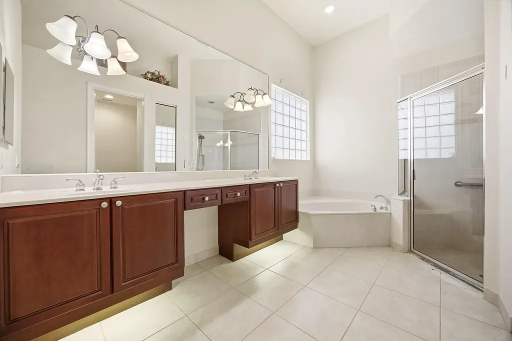 195 Sedona Way Palm Beach Gardens FL 33418