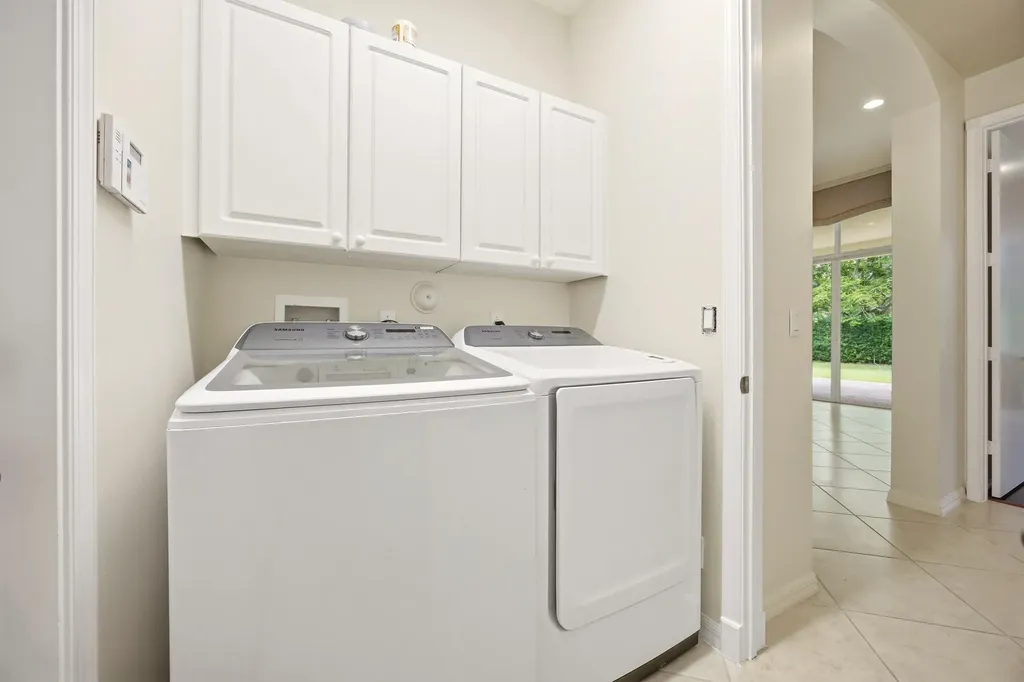 195 Sedona Way Palm Beach Gardens FL 33418