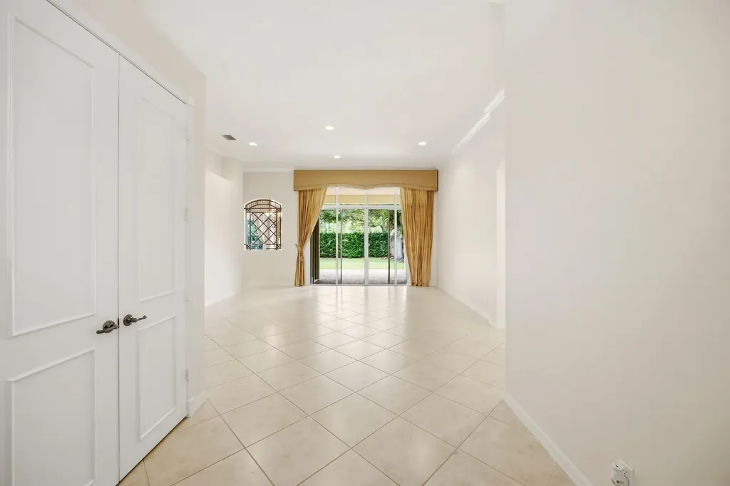 195 Sedona Way Palm Beach Gardens FL 33418