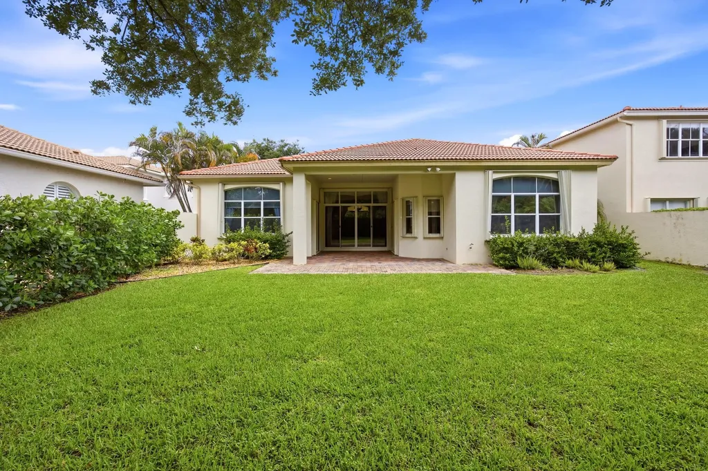 195 Sedona Way Palm Beach Gardens FL 33418