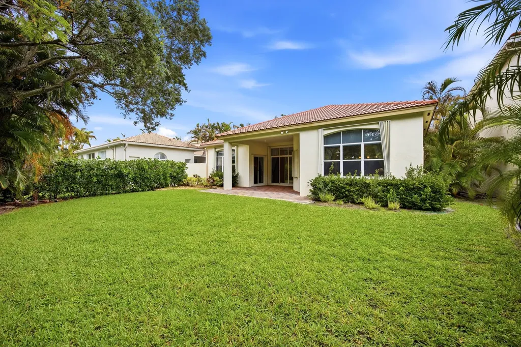 195 Sedona Way Palm Beach Gardens FL 33418