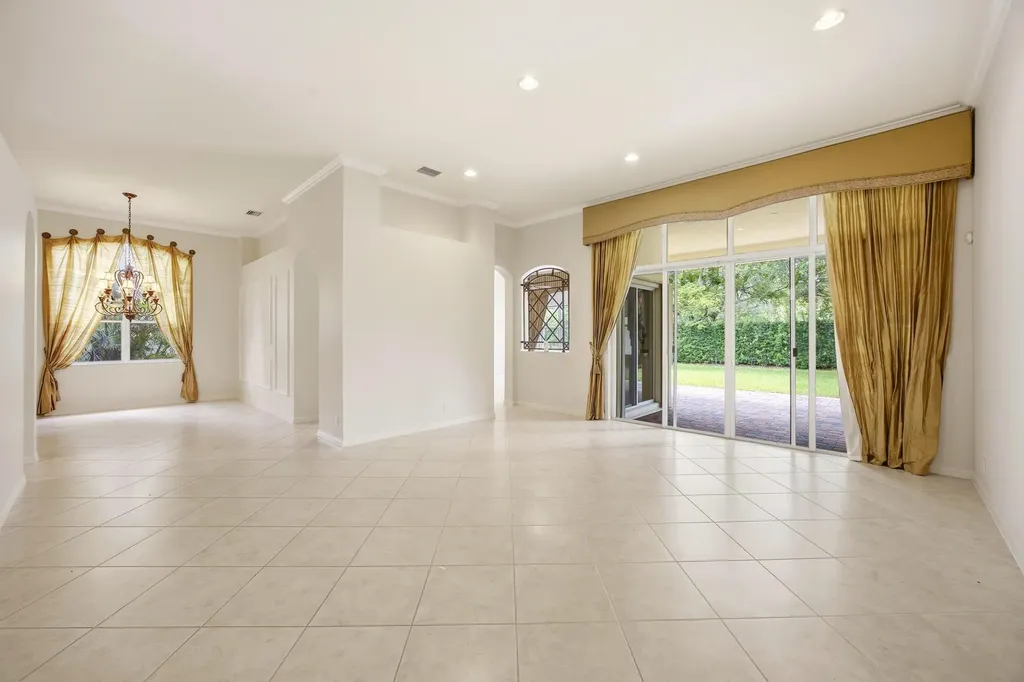 195 Sedona Way Palm Beach Gardens FL 33418
