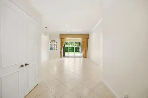 195 Sedona Way Palm Beach Gardens FL 33418