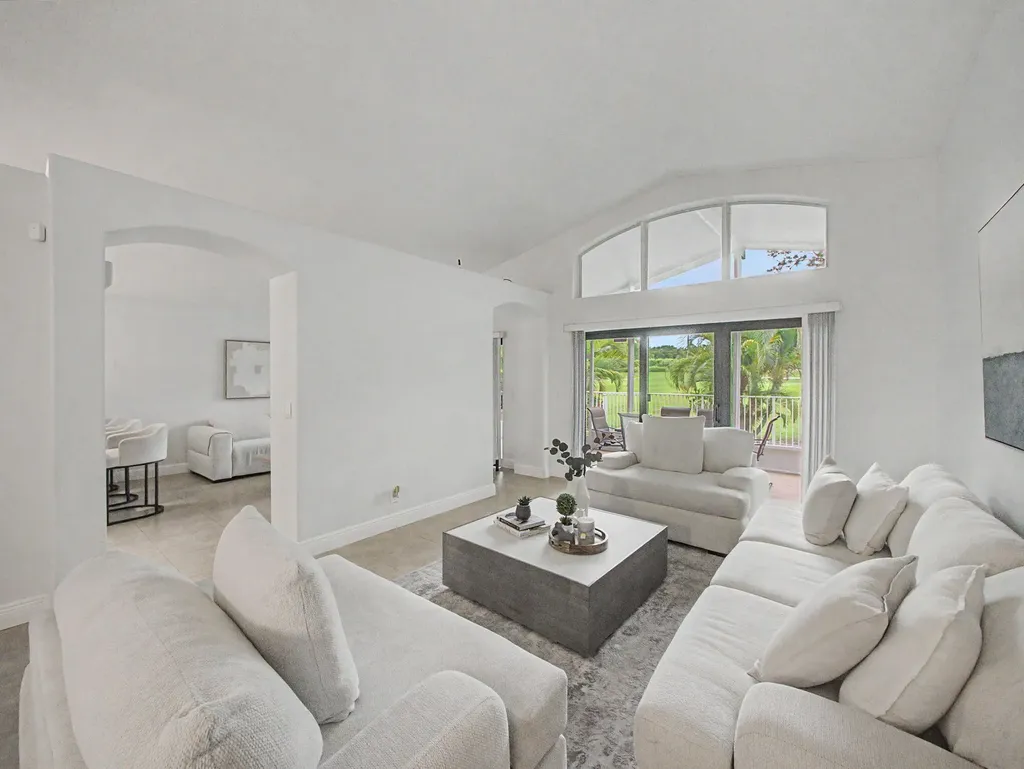 6244 Grand Cypress Circle Lake Worth FL 33463