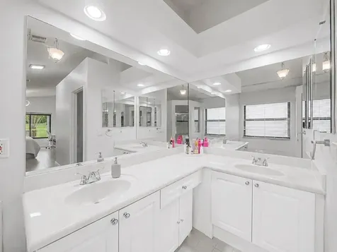6244 Grand Cypress Circle Lake Worth FL 33463