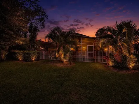 6244 Grand Cypress Circle Lake Worth FL 33463