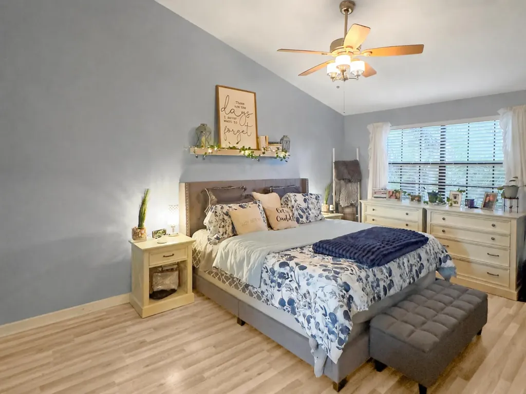 1661 Cypress Pointe Drive Coral Springs FL 33071