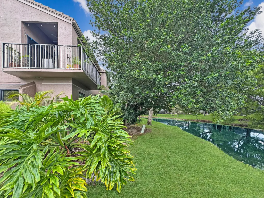 1661 Cypress Pointe Drive Coral Springs FL 33071