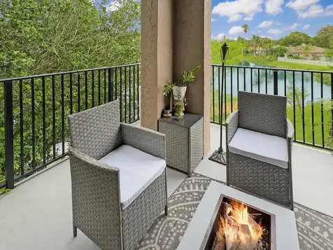 1661 Cypress Pointe Drive Coral Springs FL 33071