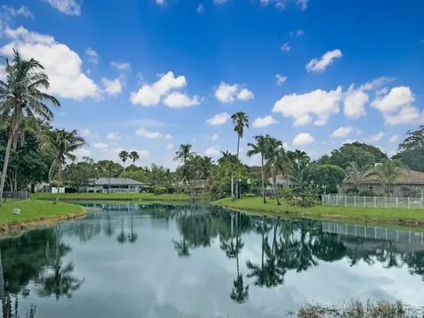 1661 Cypress Pointe Drive Coral Springs FL 33071