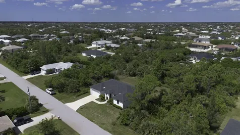 15245 Brainbridge Circle Port Charlotte FL 33981