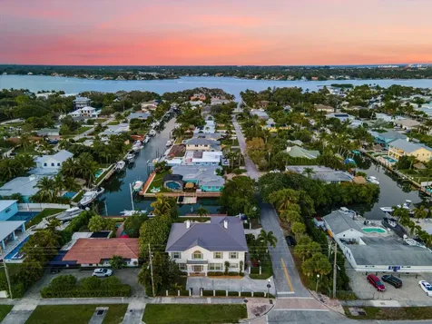 401 Center Street Jupiter FL 33458