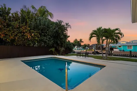 401 Center Street Jupiter FL 33458