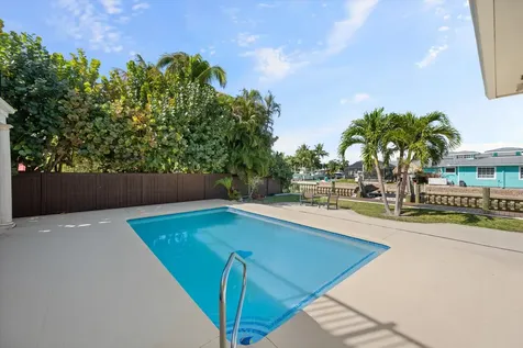 401 Center Street Jupiter FL 33458