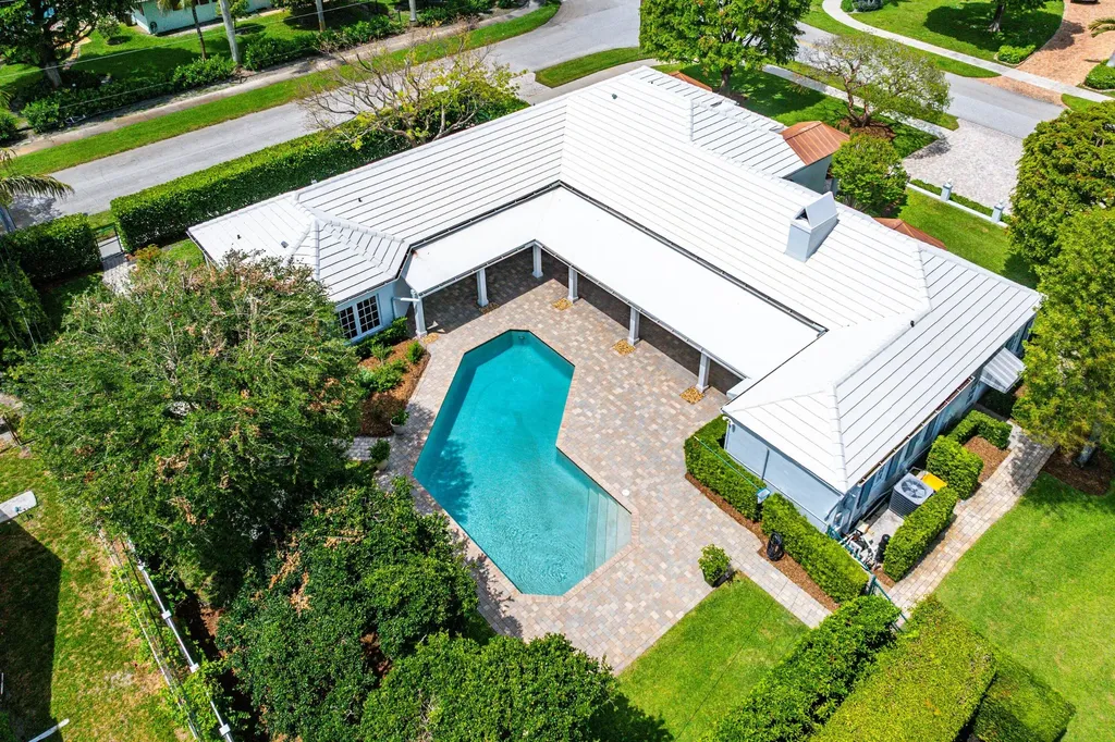 1103 NW 6th Avenue Delray Beach FL 33444
