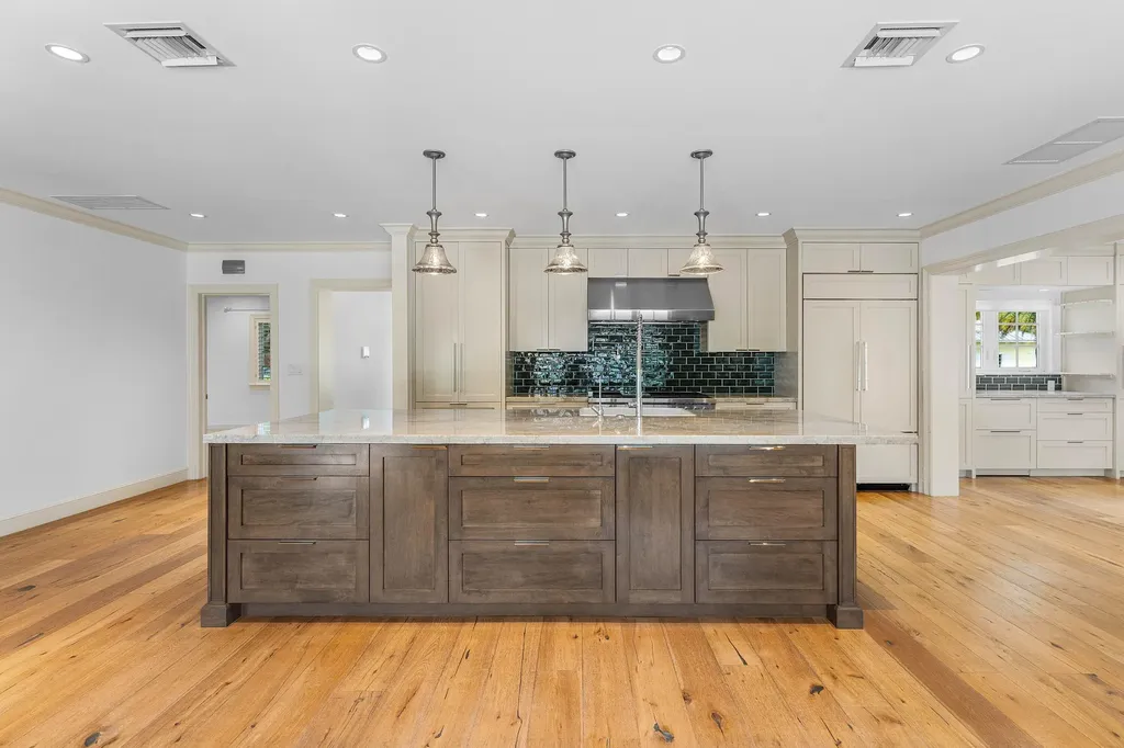 1103 NW 6th Avenue Delray Beach FL 33444
