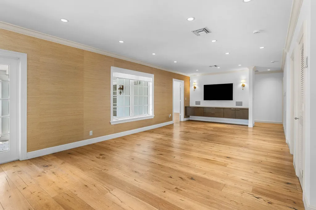 1103 NW 6th Avenue Delray Beach FL 33444