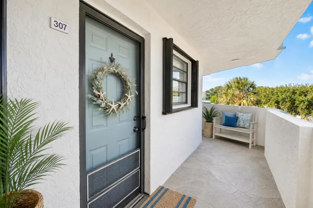 555 Banyan Tree Lane Delray Beach FL 33483