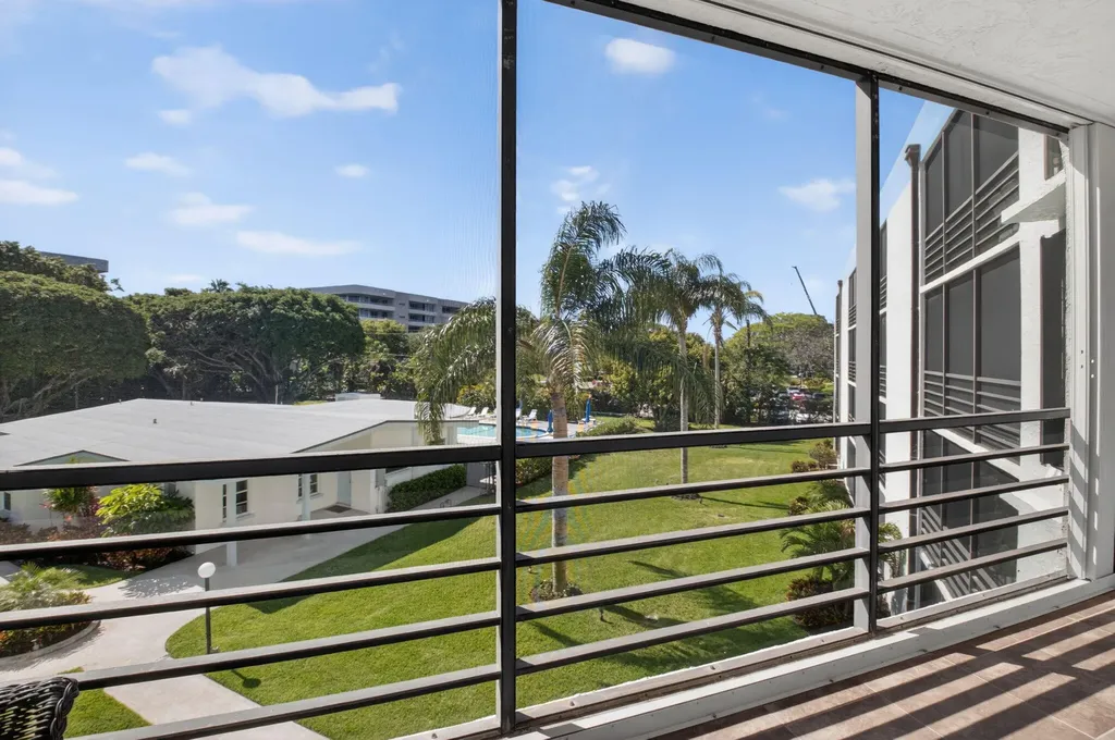 555 Banyan Tree Lane Delray Beach FL 33483